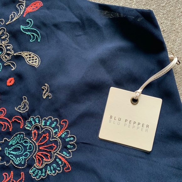 NWT Blu Pepper embroidered racer back tank - Picture 3 of 6